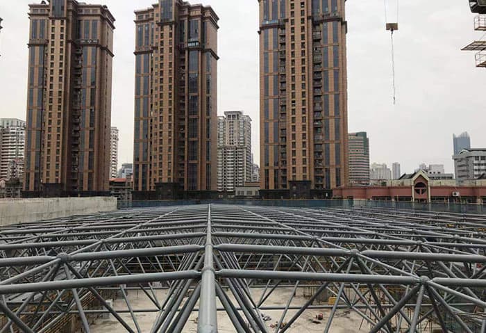 玉溪螺栓球网架结构