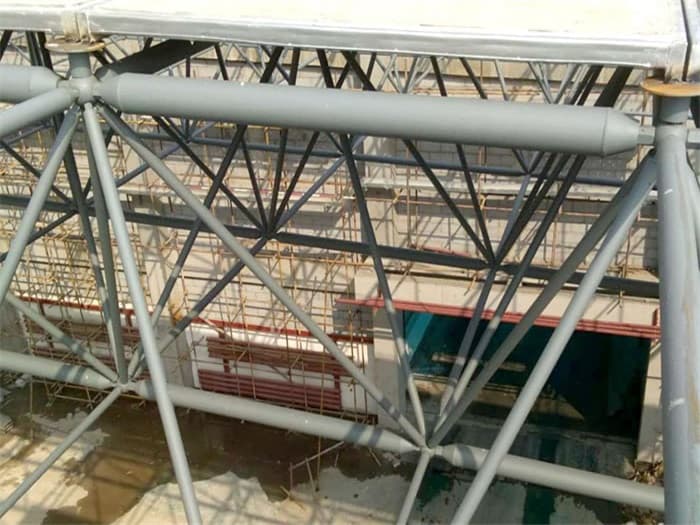 玉溪公安局网架天基板屋面